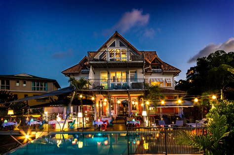 Villas & Suites .